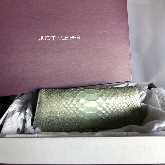 Judith Leiber Luiza Python Mother of Pearl Clutch - Picture 7 of 8